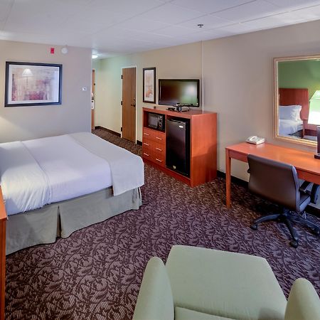 Quality Inn & Suites Downtown Mansfield Buitenkant foto